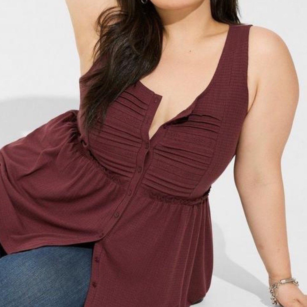 Textured Jersey Scoop Neck Button Down Babydoll